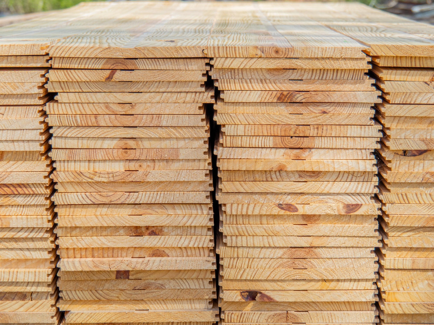 Wide Plank T&G Flooring 1x12x12' Knotty #2 Grade Pine