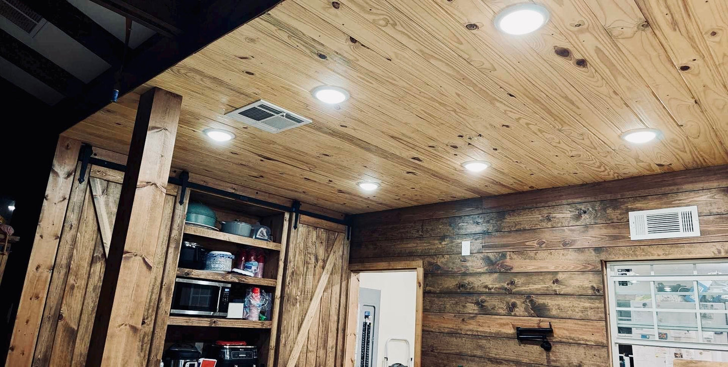 Pino nudoso de grado n.° 2 de 1 x 6 x 10 pies con ranura en V