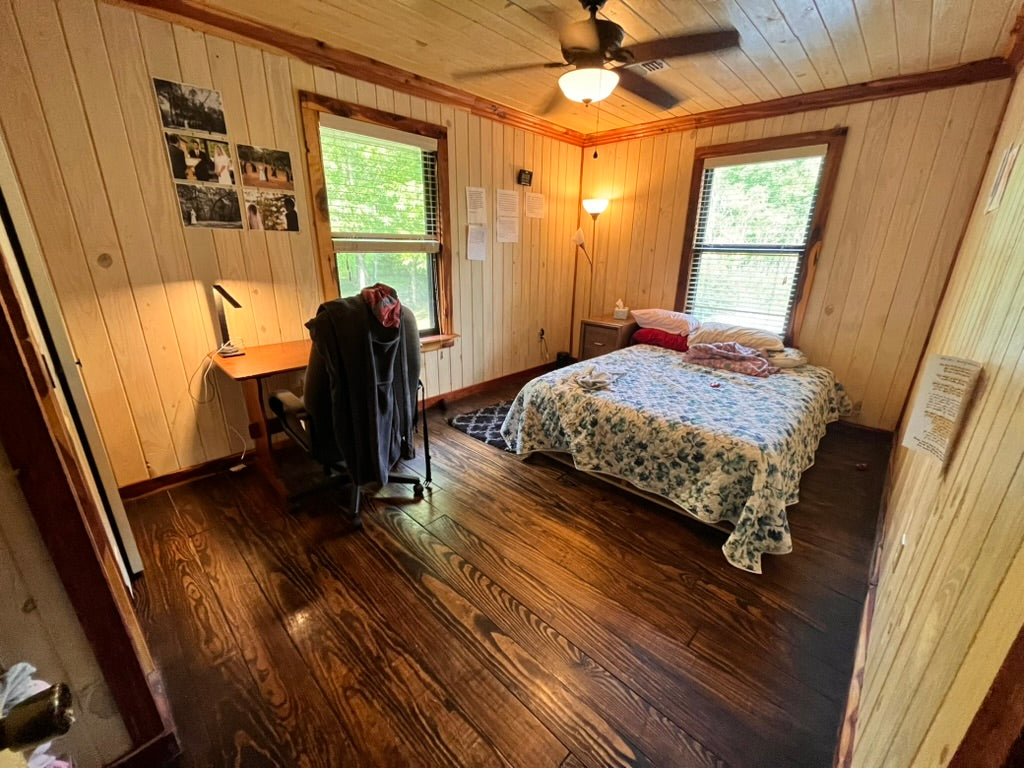 T&G Flooring 1x6x10' Knotty #2 Pine