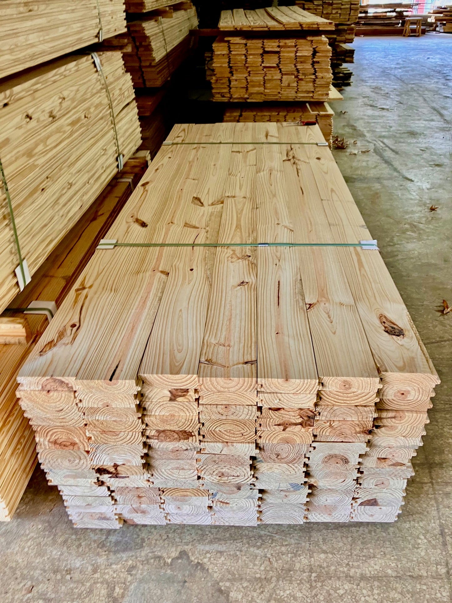T&G Pine Flooring 2x6x10' Knotty #2 Grade Pine