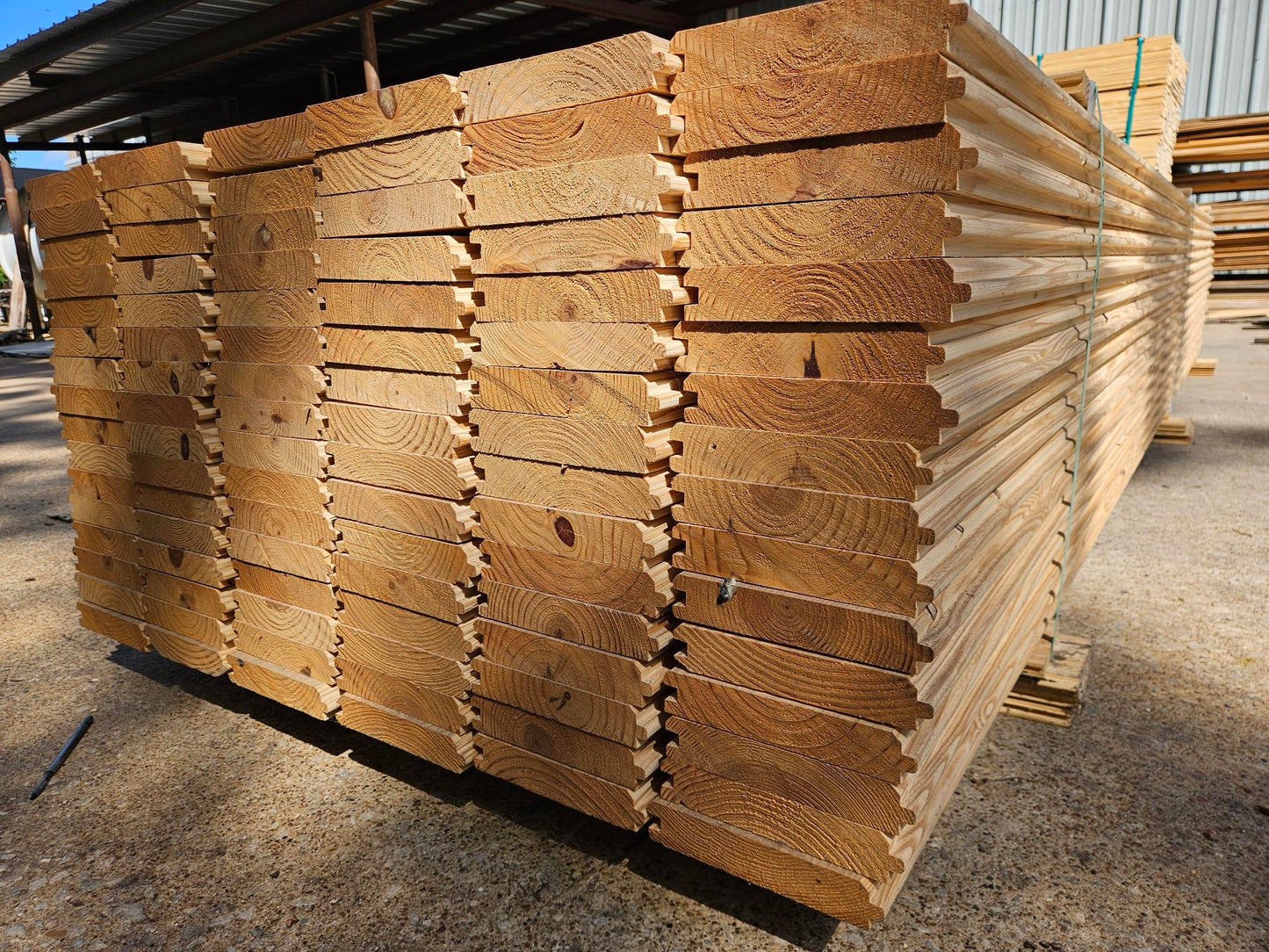V-Groove 2x8x14'
