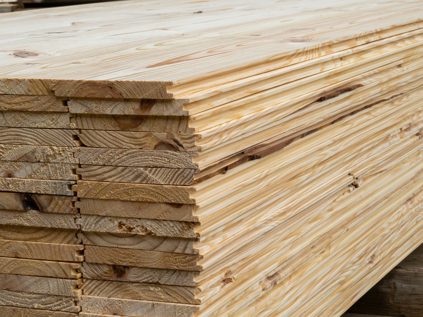 T&G Flooring 1x6x10' Knotty #2 Pine