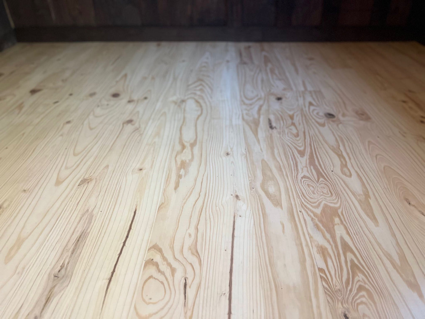 T&G Flooring 1x6x10' Knotty #2 Pine