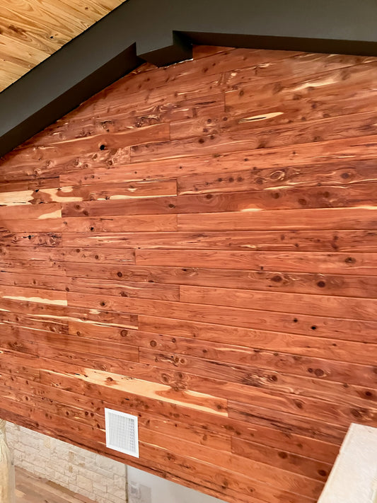 Paneles de pared de cedro rojo del este con ranuras en V, longitudes mixtas de 1 x 6 x 8' a 10'
