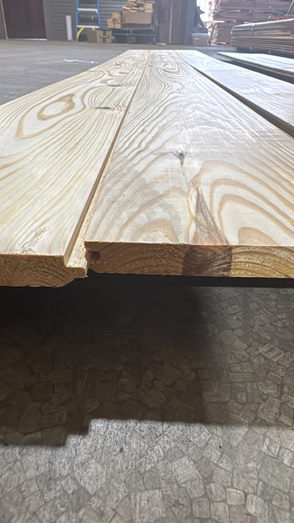 1x8x10' Reversible Nickel Gap / V-Groove